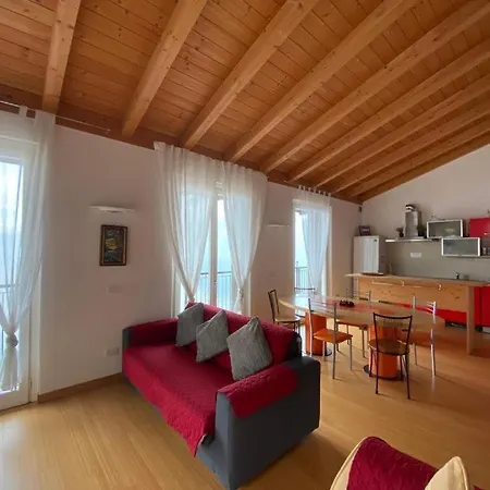 Lägenhet Attico Con Grande Terrazza Vista Argegno