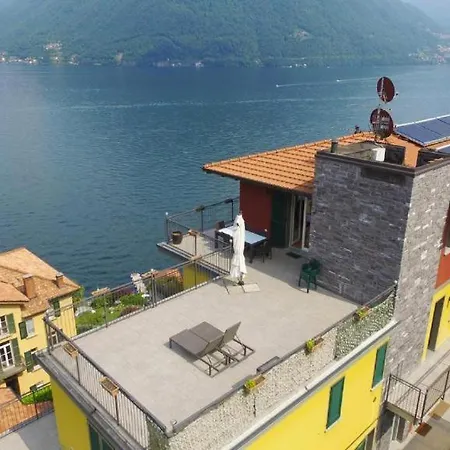Attico Con Grande Terrazza Vista Апартаменты