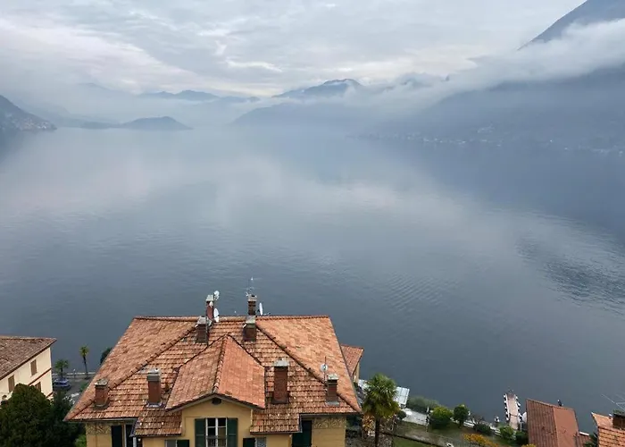 Attico Con Grande Terrazza Vista Апартаменты Ардженьо