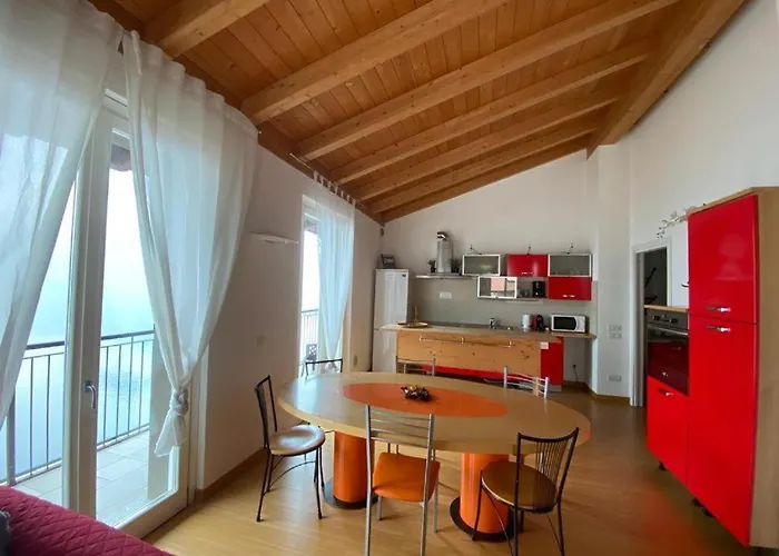 Attico Con Grande Terrazza Vista * Ардженьо