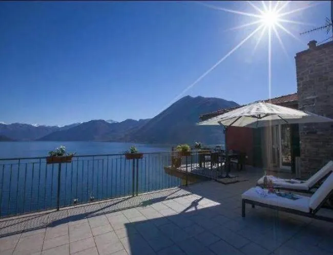 Апартаменты Attico Con Grande Terrazza Vista *